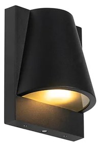 Zewnetrzna Lampa ścienna zewnętrzna czarna IP44 z czujnikiem zmierzchu - FemkePrzemysłowy Oswietlenie zewnetrzne