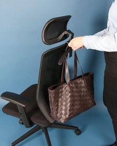 Ergonomiczne krzesło biurowe z siatki Asos