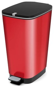 Czerwony plastikowy kosz na śmieci z pedałem 50 l Chic Bin – KIS