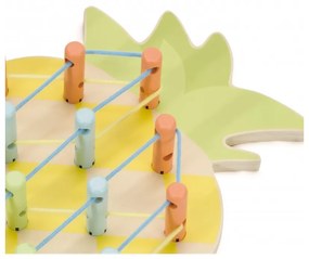Classic world wooden threader pineapple pegs 21 pcs.