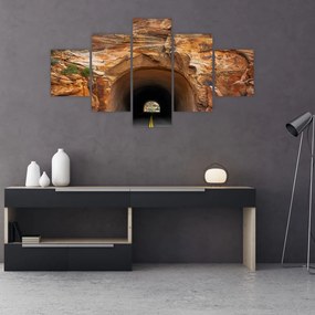 Obraz - tunel w skale (125x70 cm)