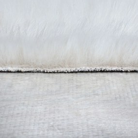 Biała syntetyczna skóra 180x290 cm Alpine Faux Fur – Flair Rugs