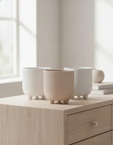 Doniczka Ecru Osłonka 15 cm z Ceramiki na Trzech Nóżkach Designerska Donica