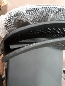 PROMOCJA Czarny plastikowy krzesło PAGI II. gatunek