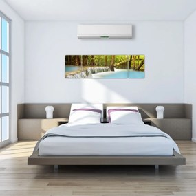 Obraz wodospadu Huai Mae Kamin w lesie (170x50 cm)