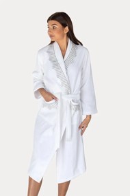 Damski elegancki szlafrok NOVA w ozdobnym opakowaniu XL Biały