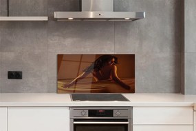 Panel szklany do Kuchni Kobieta Owinięta Materiałem