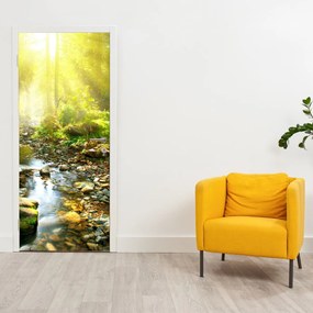 Fototapeta na drzwi - Rzeka w zielonym lesie (95x205cm)