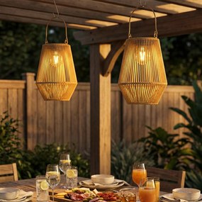 Outsunny Zestaw 2 Lamp Solarnych Rattanowych Wiszących IP44 Wodoodporne Lampy na Balkon i Taras Brązowe | Aosom PL