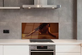 Panel szklany do Kuchni Kobieta Owinięta Materiałem