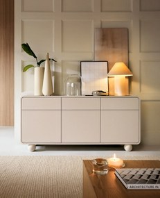 Duża kaszmirowa komoda na kulistych nóżkach A1-R24