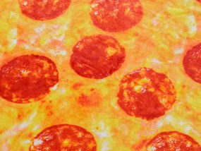 Koc z mikrofibry PIZZA pomarańczowo-czerwony