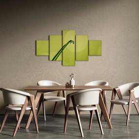 Obraz kropli wody na trawie (125x70 cm)
