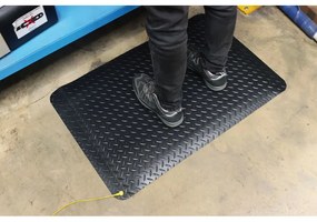 Mata antystatyczna dwuwarstwowa, wzór diamentowy, 0,9 x 1,5 m