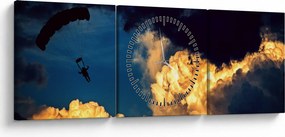 Obraz skoczka spadochronowego w chmurach (z zegarem) (90x30 cm)
