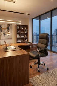 Czarny skórzany fotel gabinetowy S2-R00