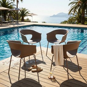 Outsunny Fotele ogrodowe 4 sztuki ergonomiczne z wycięciami podłokietniki odporne na warunki atmosferyczne kawowe | Aosom PL