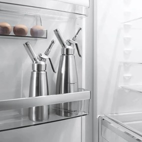 Syfon do bitej śmietany ze stali nierdzewnej Hendi Profi Line 0,5 l