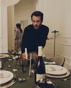 Czarna lampa stojąca z metalowym kloszem (wysokość 130 cm) Nuvira – Kave Home