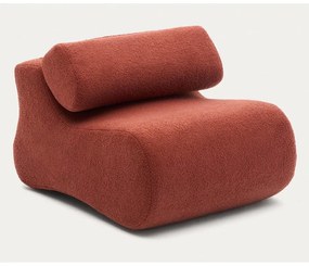 Fotel z materiału bouclé w kolorze terakoty Club – Kave Home