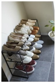Czarny regulowany 3-poziomowy regał na buty YAMAZAKI Maebashi