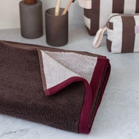 Brązowy ręcznik kąpielowy z bawełny organicznej frotte 70x133 cm Soft – Mette Ditmer Denmark