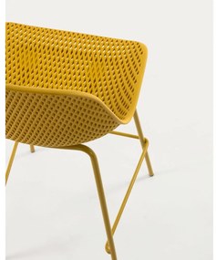 Metalowy/plastikowy hoker ogrodowy w kolorze ochry Quinby – Kave Home