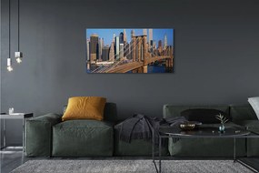 Obraz drukowany na płótnie Rzeka w Cieniu Wieżowców i Mostu