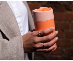 Pomarańczowy kubek podróżny 450 ml Sipp – Joseph Joseph