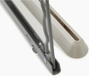 Metalowo-plastikowy uchwyt na wieszaki Orderly – Joseph Joseph
