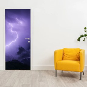 Fototapeta na drzwi - Fioletowe niebo i błyskawica (95x205cm)