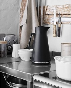 Czarny czajnik elektryczny 1,4 l Grand Cru – Rosendahl