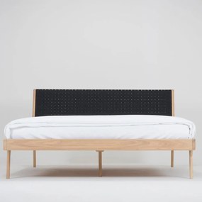 Czarne/naturalne łóżko dwuosobowe z litego drewna dębowego 180x200 cm Fawn – Gazzda