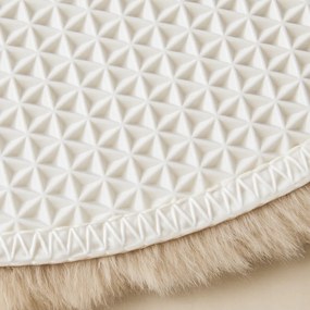 Dywanik futrzany Beżowy 60cm dekoracyjny antypoślizgowy do salonu sypialni