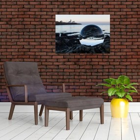 Obraz szklanej kuli na skale (70x50 cm)