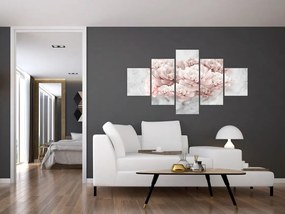 Obraz - Różowe kwiaty na ścianie (125x70 cm)