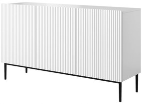 Komoda Nicole 150 cm trzydrzwiowa z ryflowanym frontem - biały mat / czarne nóżki