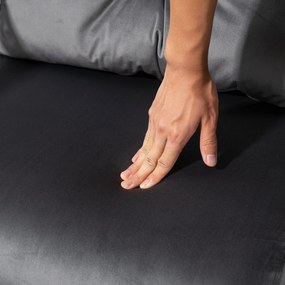 HOMCOM Rozkładana sofa z poduszkami stylowa i praktyczna obciążenie do 120 kg ciemnoszara | Aosom PL