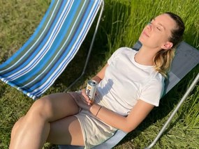 Zestaw 2 składanych leżaków plażowych SAND, szare paski