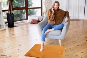 Dywan Futrzany Rudy 60x90 cm Włochaty Miękki Dekoracyjny Antypoślizgowy