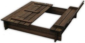 Drewniana piaskownica z ławkami