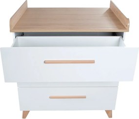 Biała komoda dziecięca w dekorze dębu z przewijakiem 88,5x99x76 cm Léon – Roba
