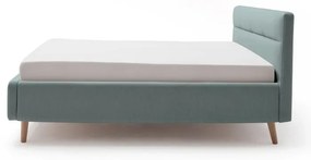 Jasnoniebieske tapicerowane łóżko dwuosobowe ze schowkiem i stelażem 160x200 cm Lotte – Meise Möbel