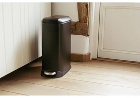 Stalowy kosz na śmieci z pedałem w kolorze matowej czerni 12 l Design – Wenko