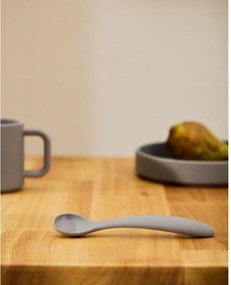 Jasnoniebiesko-pomarańczowe plastikowo-silikonowe łyżeczki dla dzieci zestaw 2 szt. Lili – Kave Home