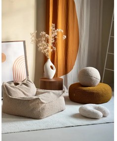 Kremowa poduszka na sofę dziecięcą z materiału bouclé U – Wigiwama