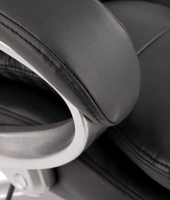 Wygodny fotel biurowy z czarnej ekoskóry Preston