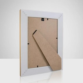 Plastikowa ramka w kolorze złota 23x29 cm