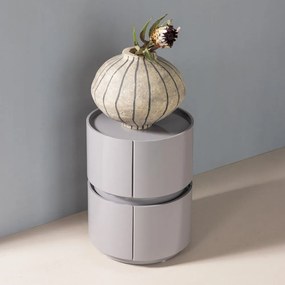 Jasnoszara szafka nocna z połyskiem Lunex – WOOOD