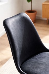 Zabytkowe krzeso Synk